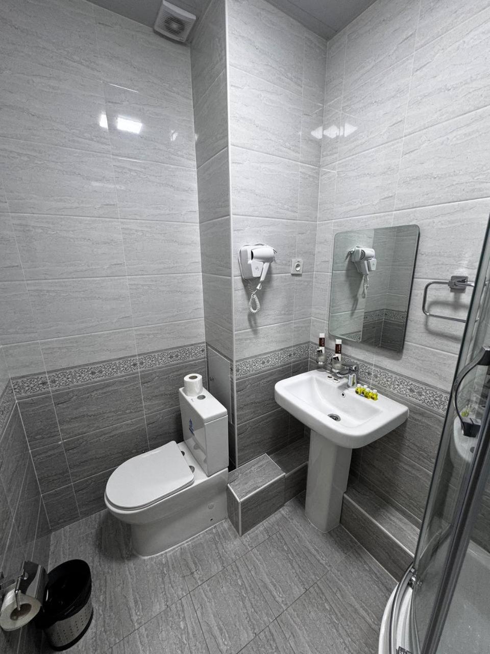 Ark Billur Halal Hotel Tashkent Esterno foto