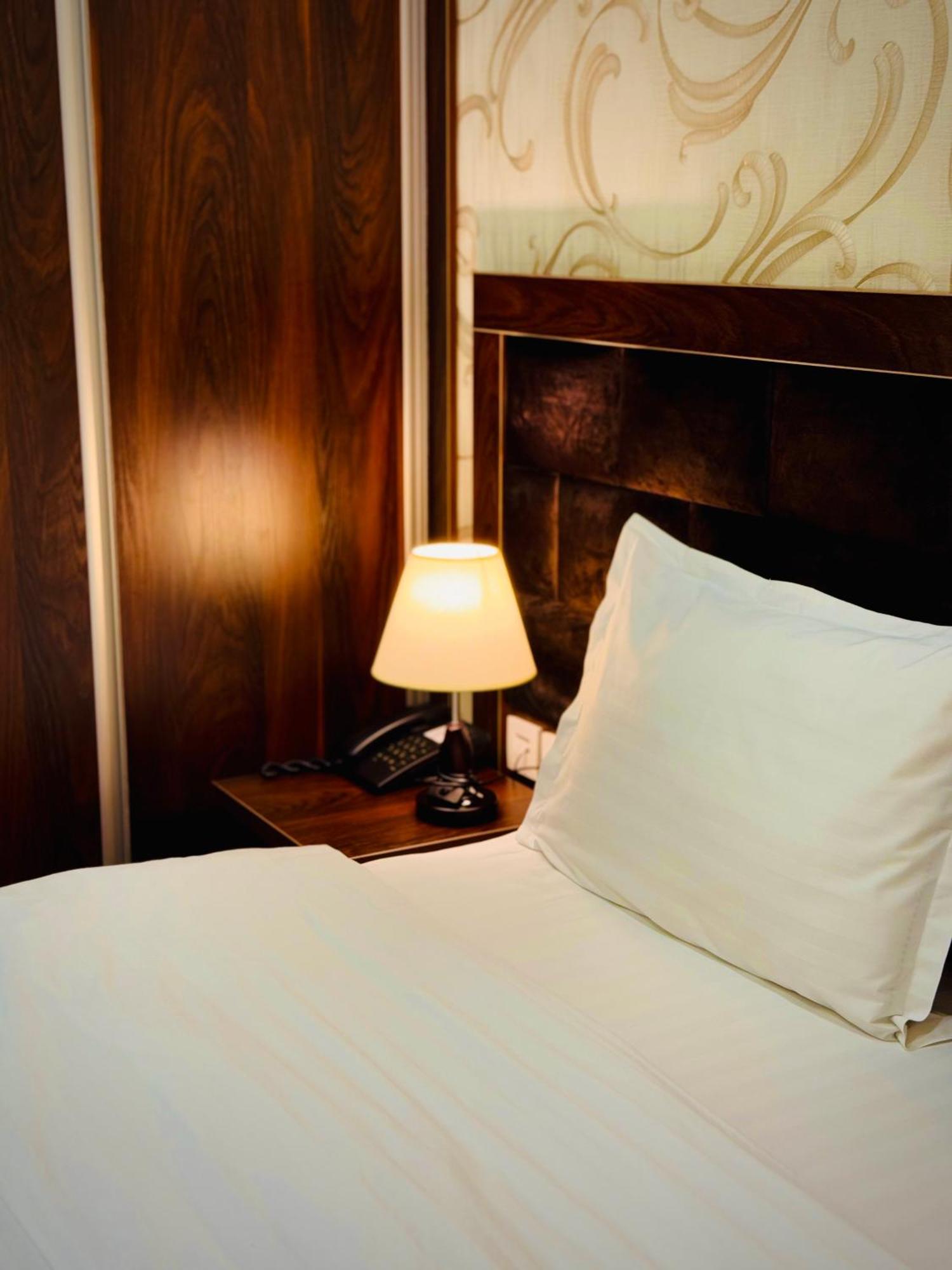Ark Billur Halal Hotel Tashkent Esterno foto
