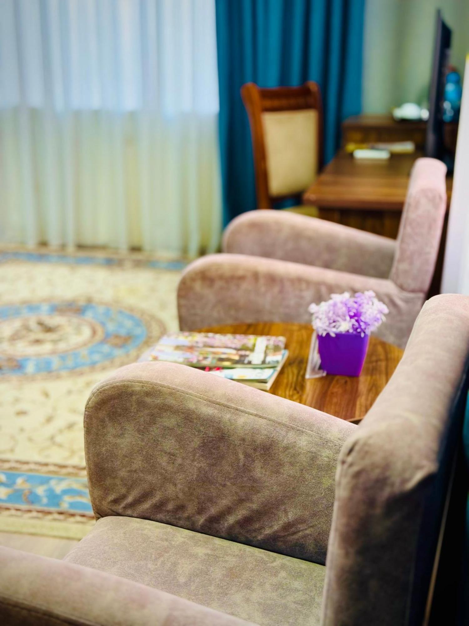 Ark Billur Halal Hotel Tashkent Esterno foto